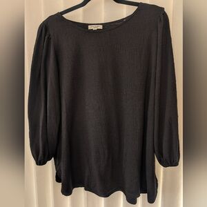 Black Textured Balloon-Sleeve Tunic